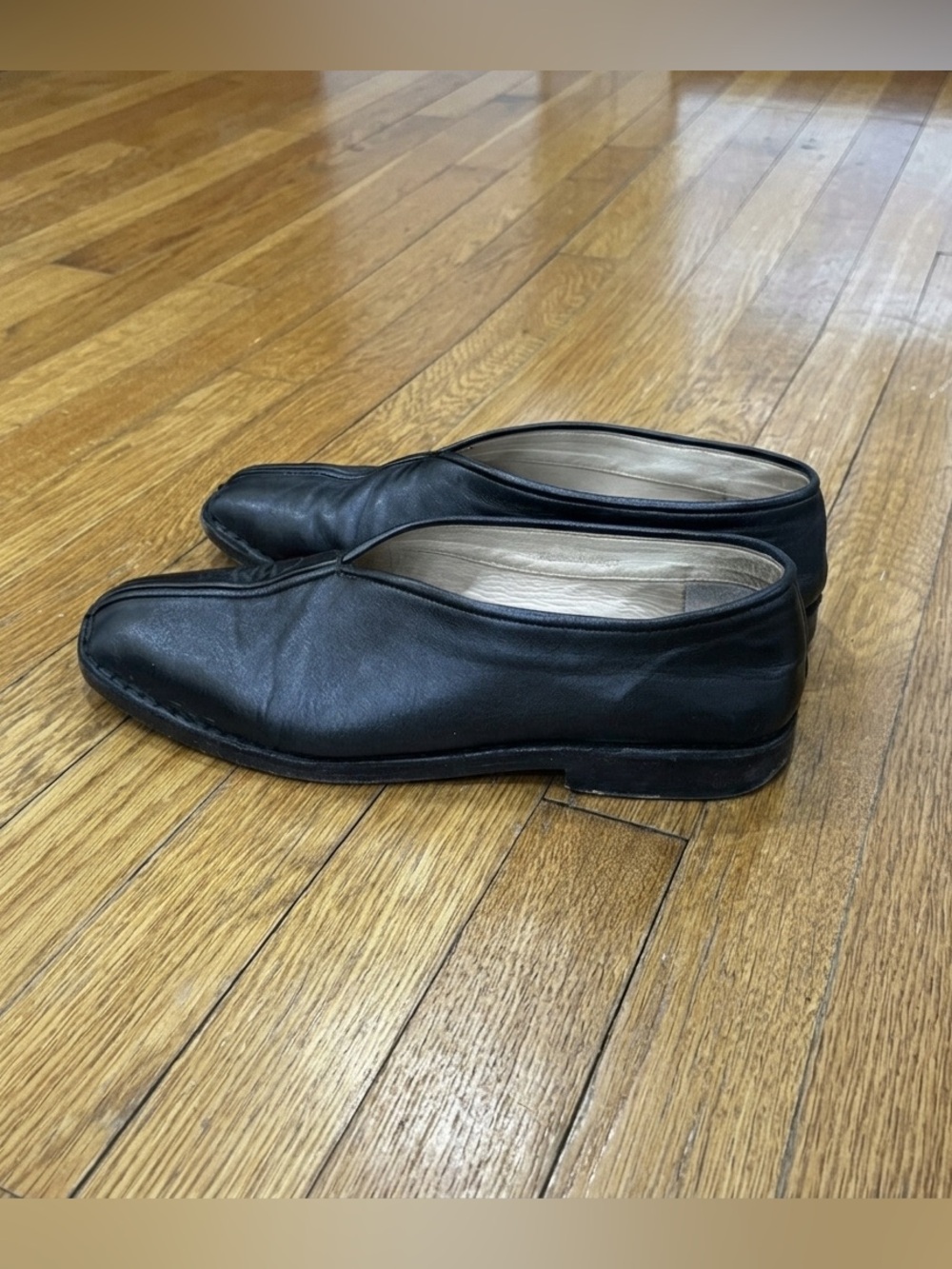 ✨LEMAIRE Black Leather Piped Slippers / Loafers✨